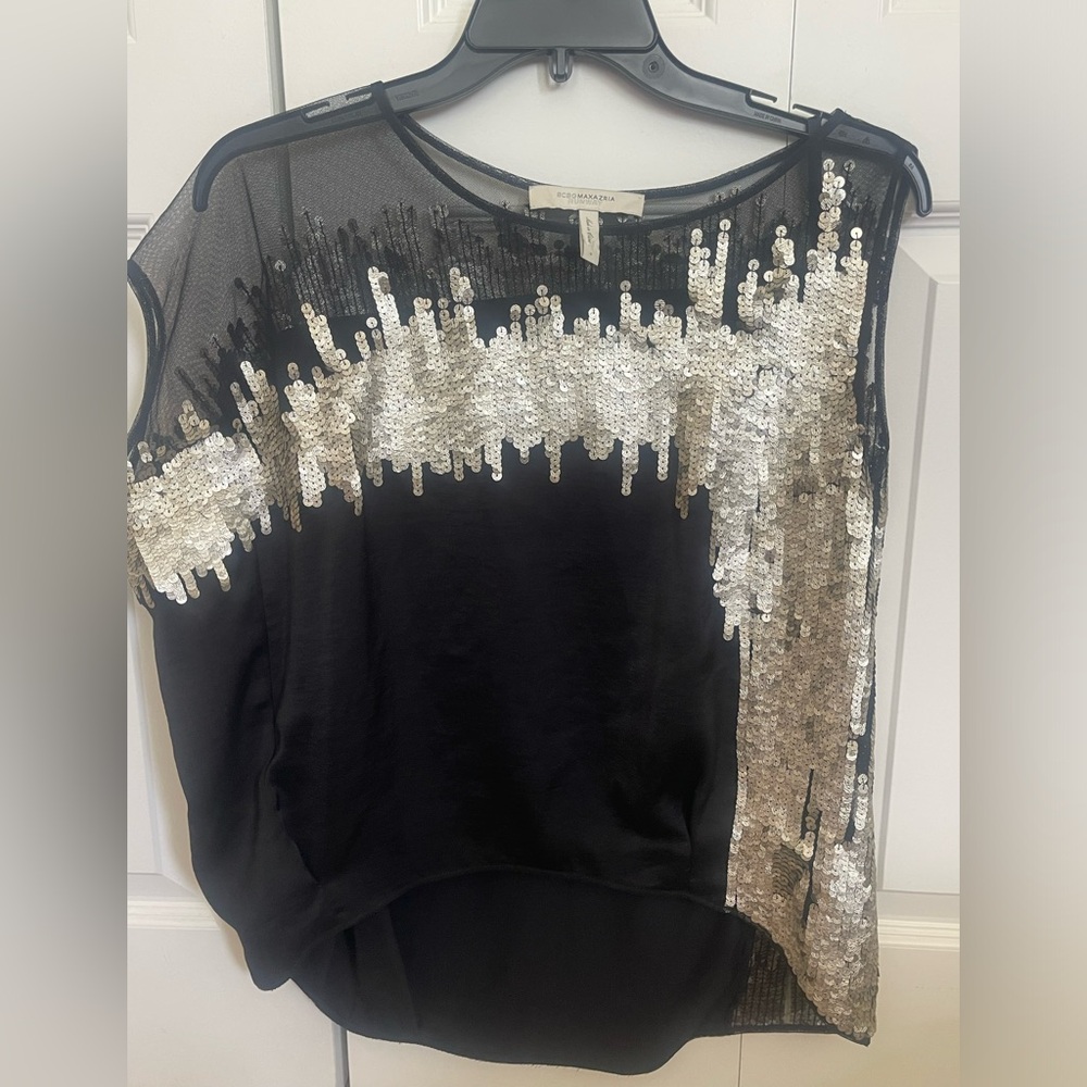BCBGMAXAZRIA BCBG Runway asymmetrical black sequin top